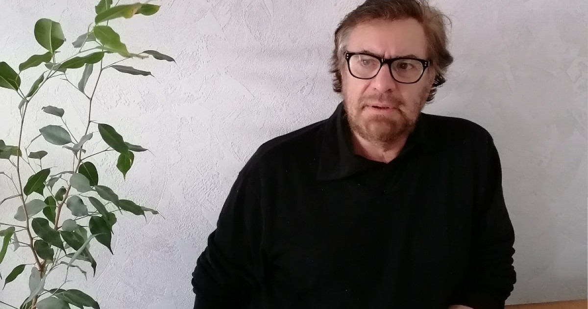 "Birçok kişi kişisel bir arama için terapiye gidiyor"