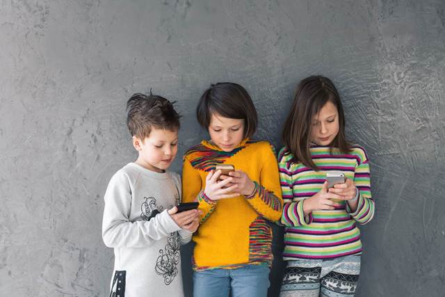 Çocukların Teknoloji Kullanımı: Ebeveynler İçin Bir Kılavuz