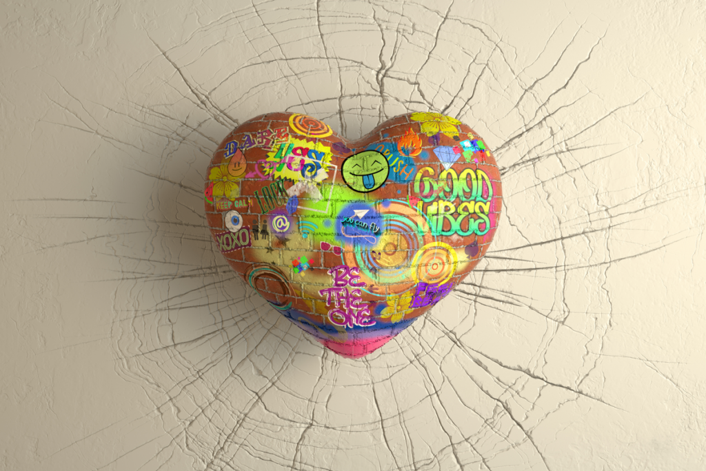 Mudita temsil eden bir duvarda grafiti ile taş kalp