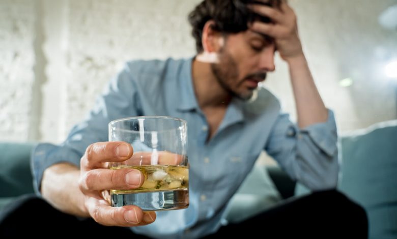 Alkolik amnezi: İçtikten sonra neden hafıza boşlukları oluşur?