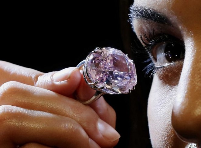 Pink Star Diamond Dünyanın En Pahalı Mücevheri