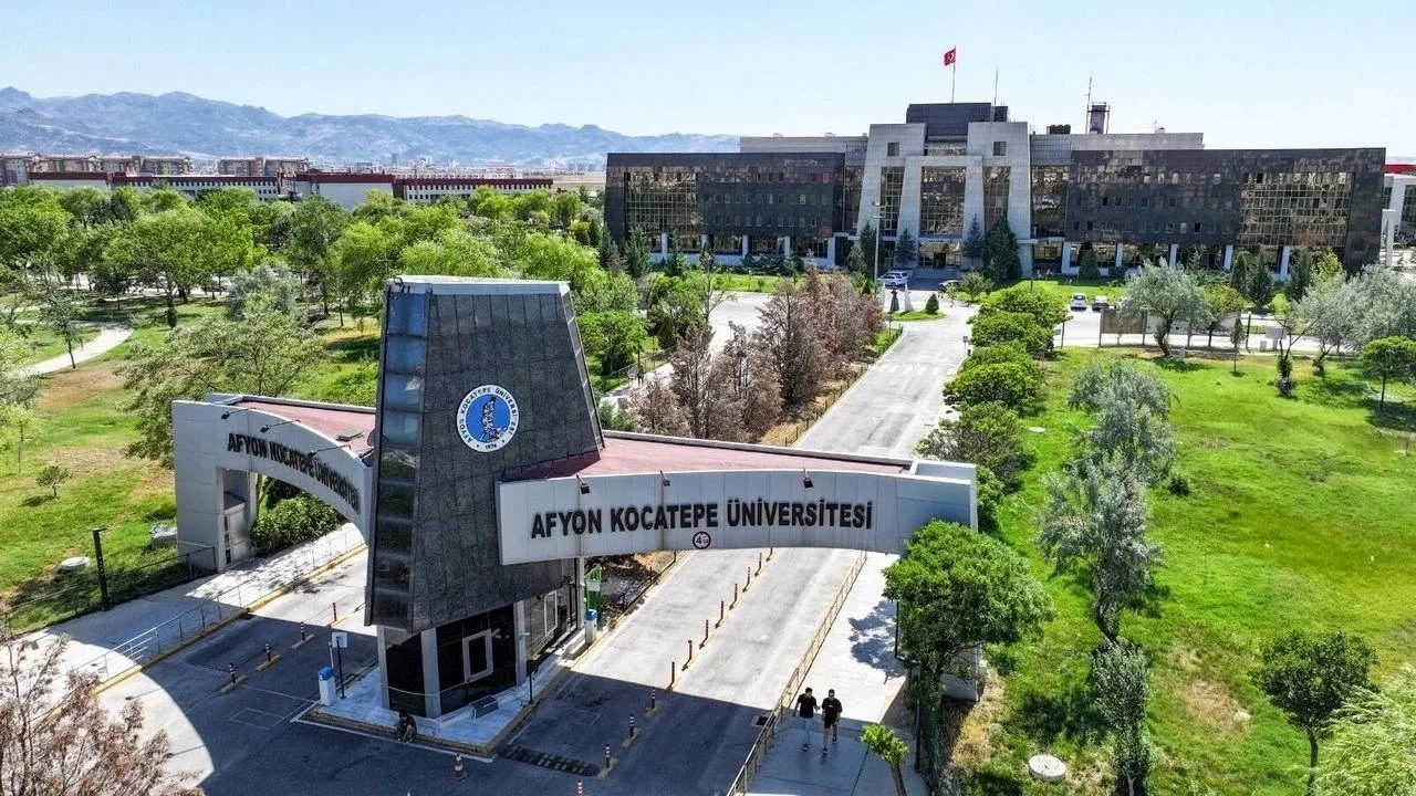 Üniversite Personel Alımı Başladı! KPSS 60 Puanla Başvuru Fırsatı