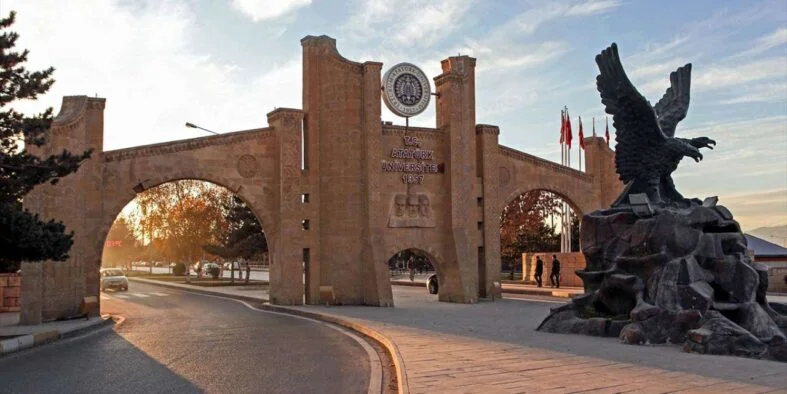 Üniversiteden 97 Personel Alımı! Çoğu Kadro İçin Lise Mezunu Olmak Yetiyor