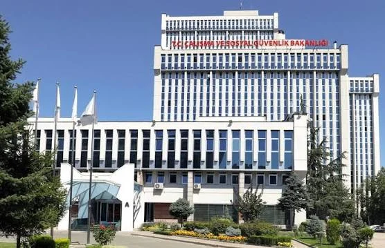 Çalışma Bakanlığı Yeni Personel Alımını Duyurdu: KPSS’si Olmayanlar da Başvurabilecek